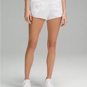 lululemon Hotty Hot Low-Rise Lined Short 2.5” in White
